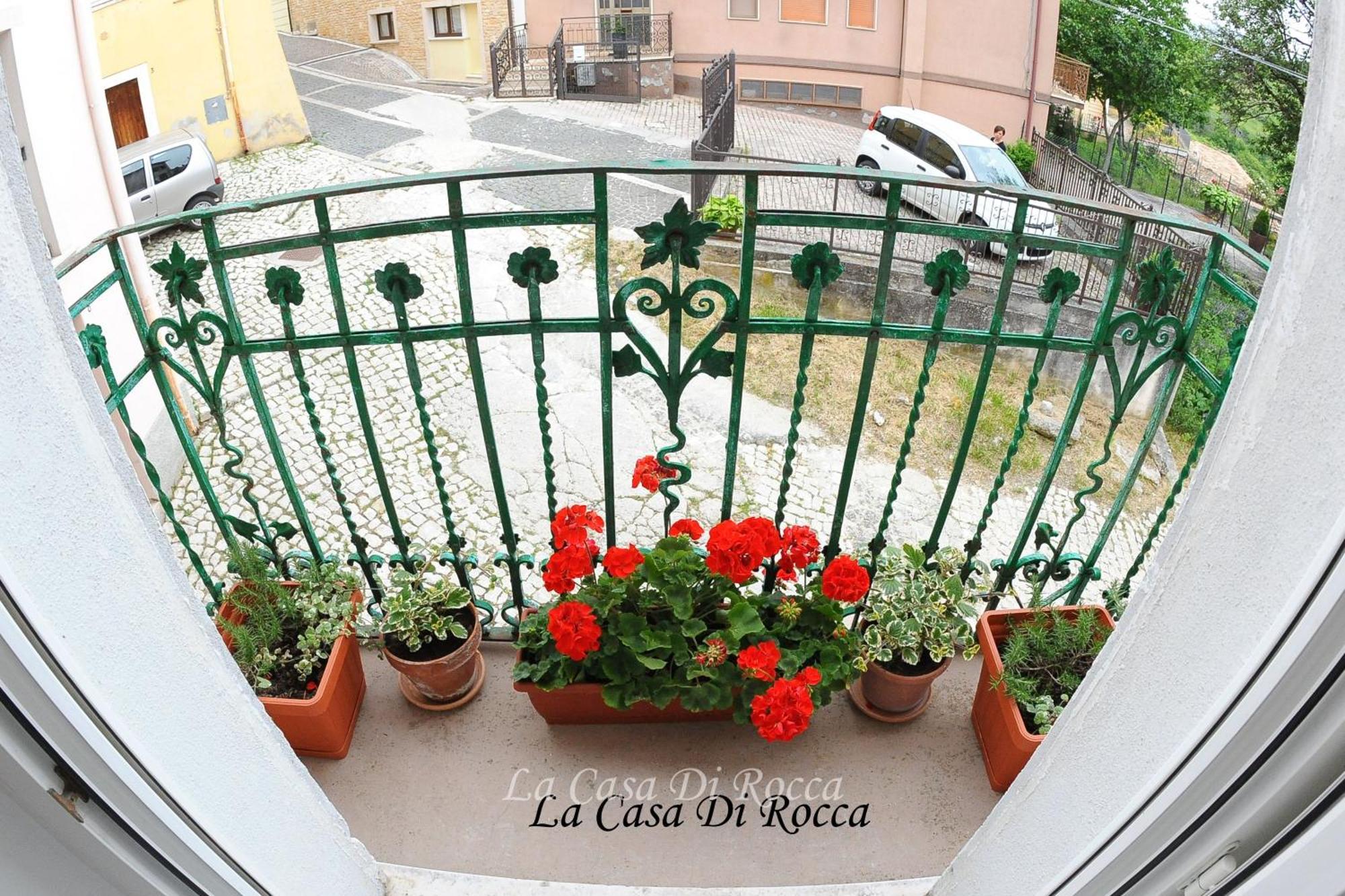 Apartament La Casa Di Rocca Castel Di Sangro Zewnętrze zdjęcie